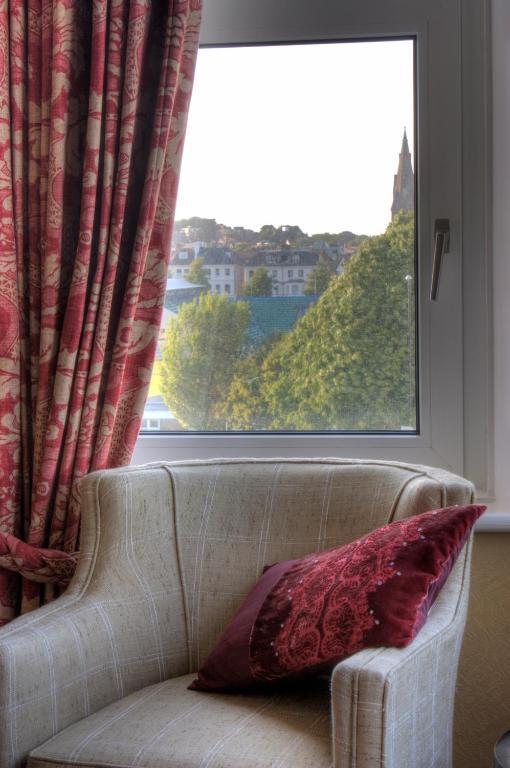 17 Wilmington Square Bed & Breakfast Eastbourne Ruang foto